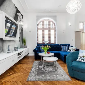 https://apartament-atlantic.sopothotels.com