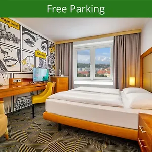 Otel Uno