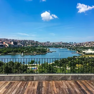 Terrace Golden Horn اسطنبول